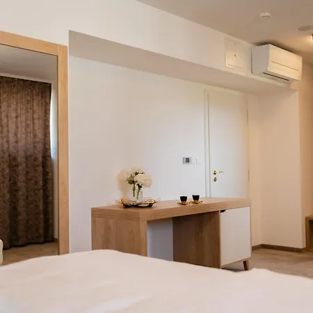 Restauracia S Ubytovanim Mikov Dvor Gæstehus