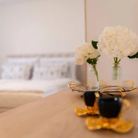 Restauracia S Ubytovanim Mikov Dvor Gæstehus Nitra