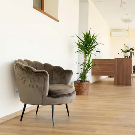 Gasthof Restauracia S Ubytovanim Mikov Dvor 3*